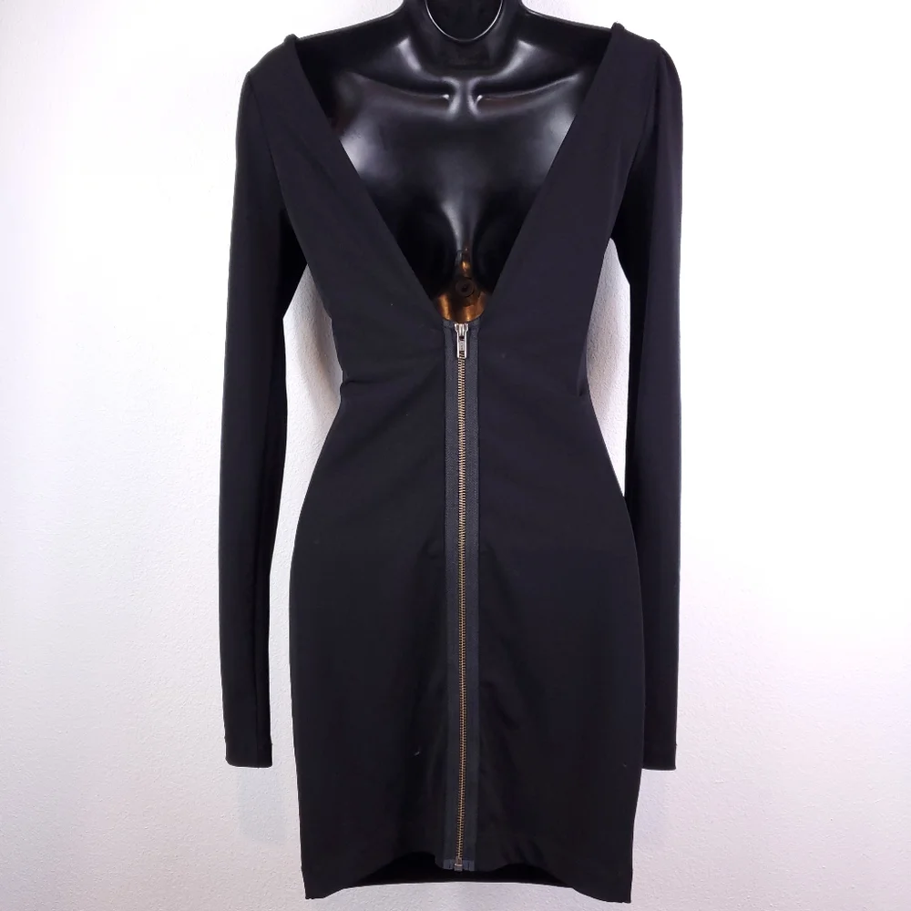 Elizabeth and James Black Round Neck Dress - Picture 4 of 7
